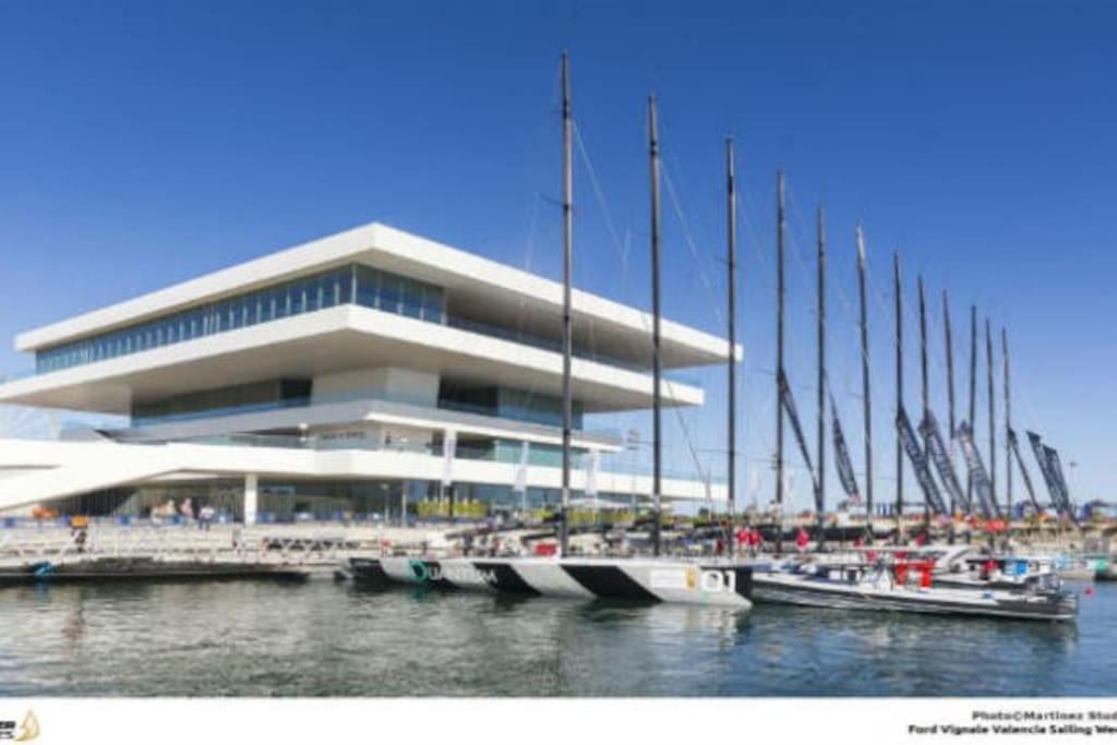 120 Sqm Loft-Style Apartment Beach Royal Marina บาเลนเซีย ภายนอก รูปภาพ